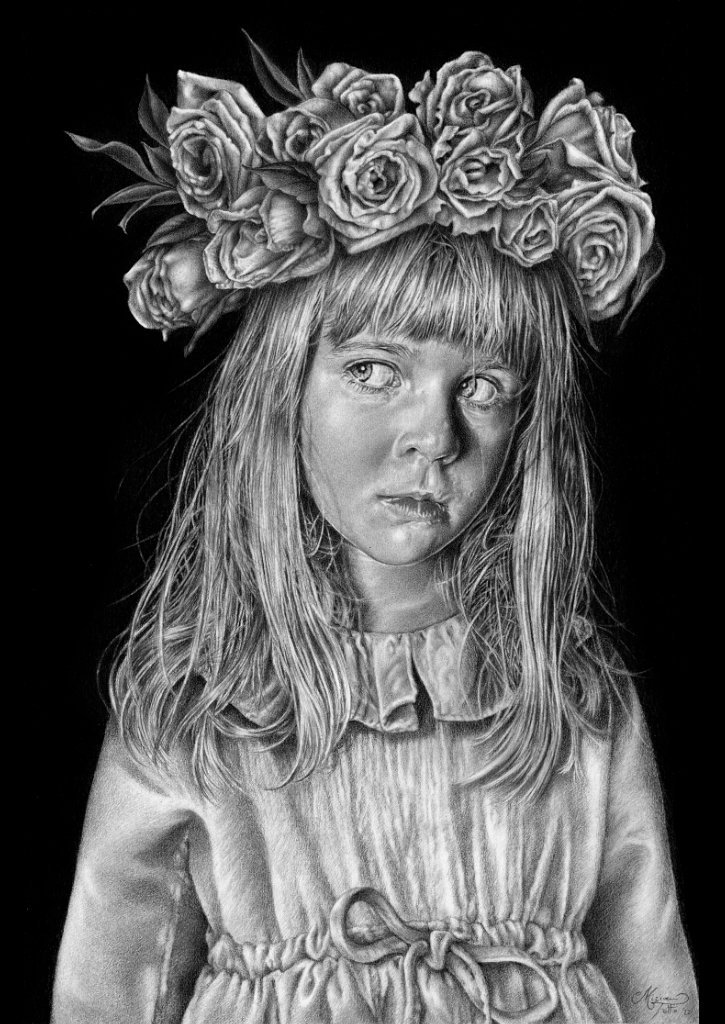 Portrait made by Miriam Tritto, in graphite and charcoal on paper, of a little girl wearing a crown of flowers.
